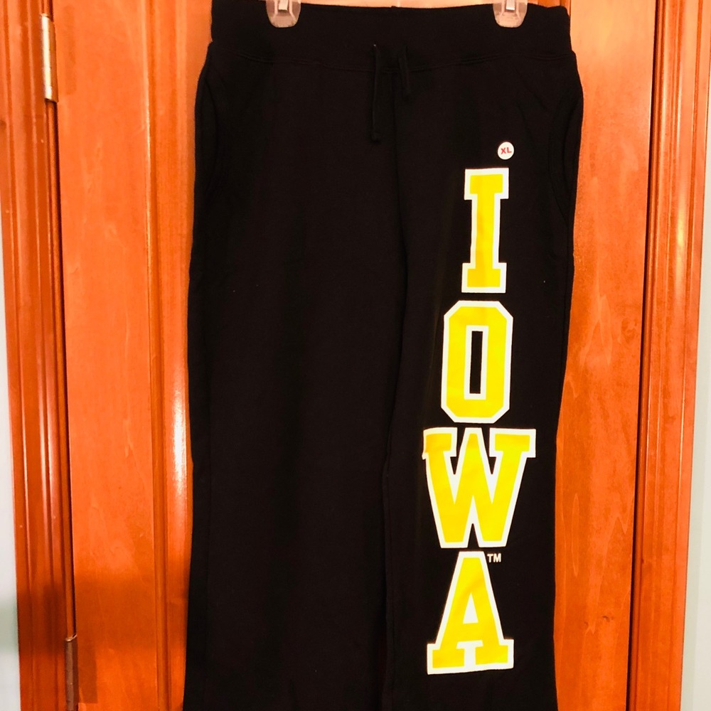 NWT Iowa Hawkeye Black Sweat Pants